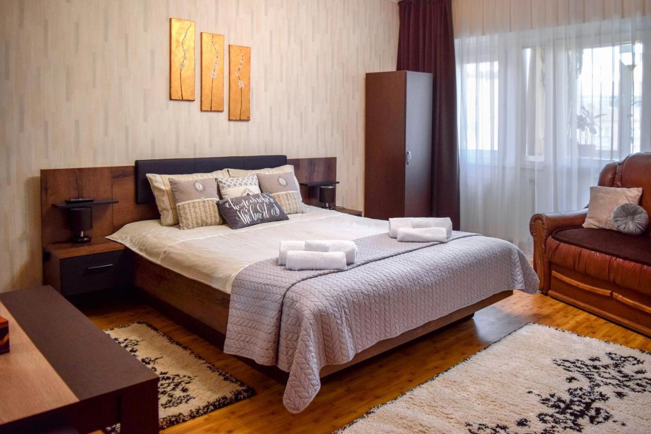 Central Park Apartment Turda Extérieur photo