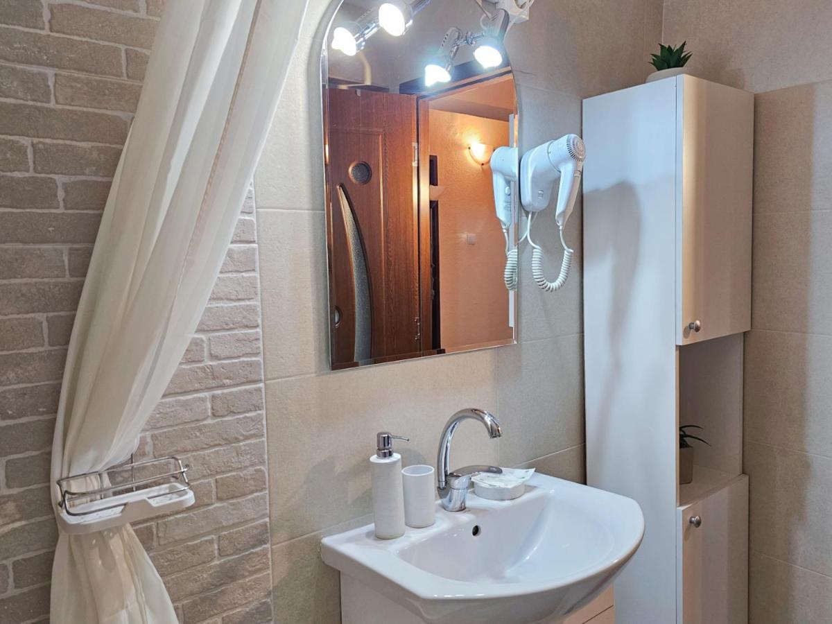 Central Park Apartment Turda Extérieur photo